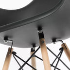 1560B- Silla Eames Con Brazo